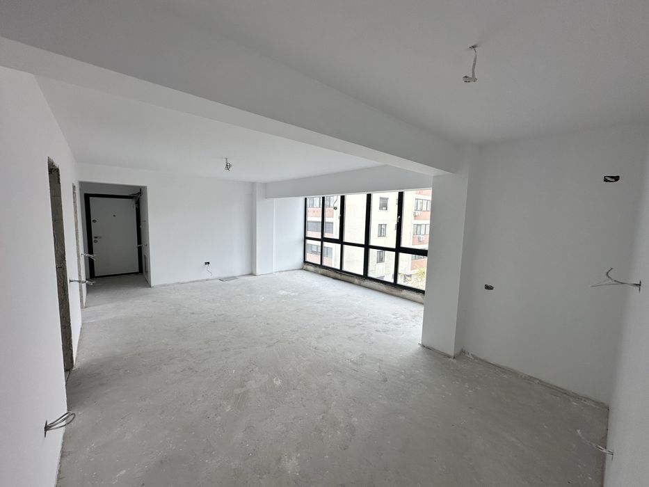 Apartament 3 camere in Tomis Plus
