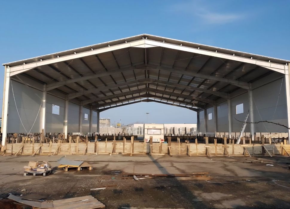 Vând Hală Metalică completă la gata demontabilă pe șuruburi, asigurăm