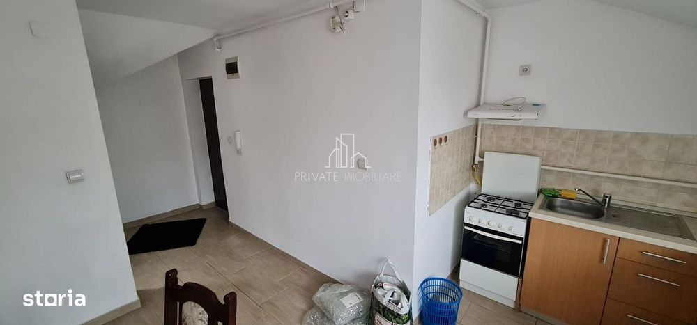 Apartament 1 Camera De Inchiriat, Mansarda, Str Suceava,Zona Dambu
