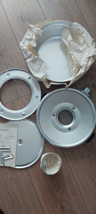 Нова електрическа тенджера