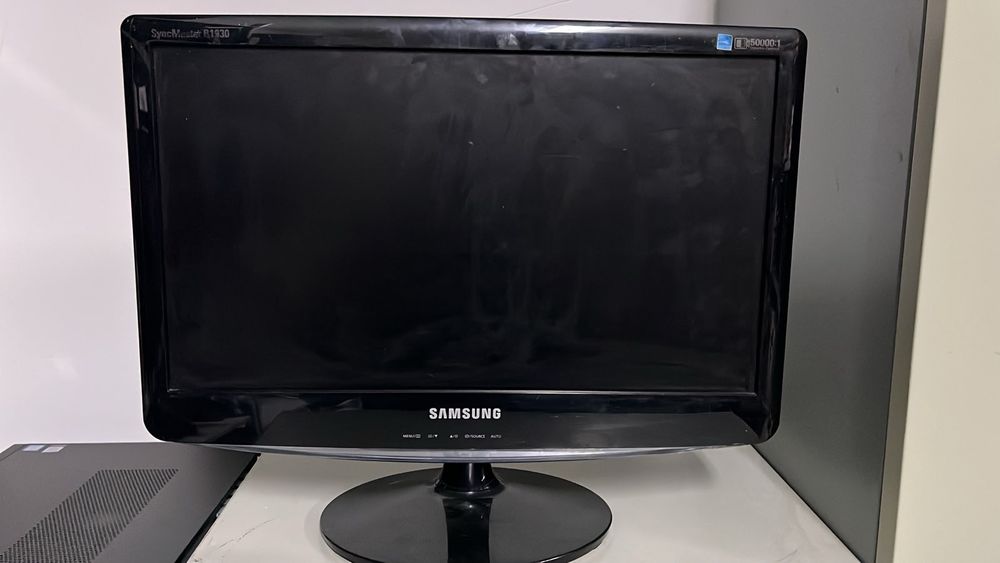 Мониторы Acer, AOC, HP, Samsung, Qmax