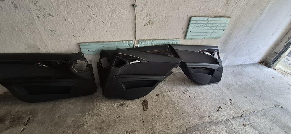 Кори за врати Мерцедес