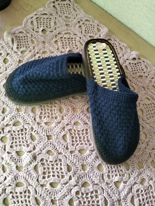 Домашние тапочки, ручная работа.