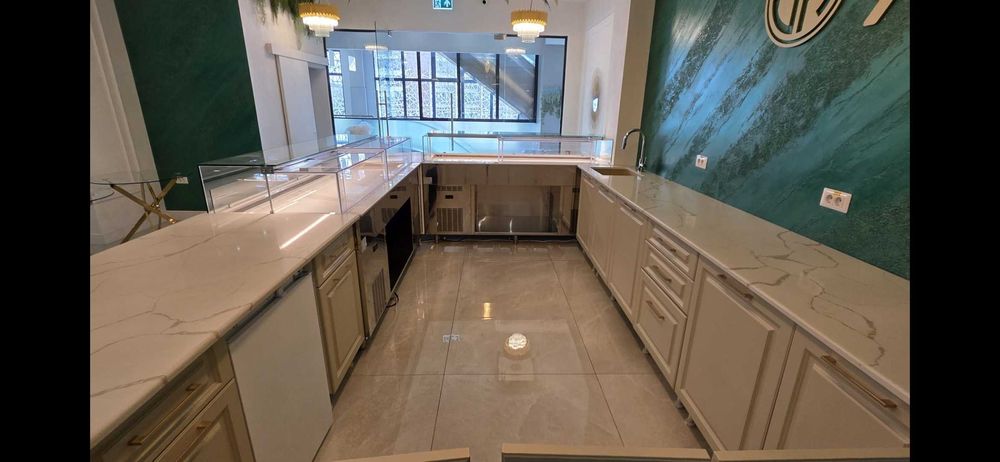 Ansamblu vitrine frigorifice pentru patiserie "CIAM" si accesorii