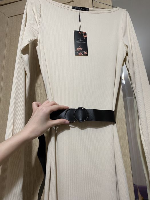 Продам НОВОЕ платье