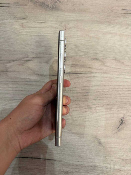 Samsung Galaxy S24 Ultra / 256 gb