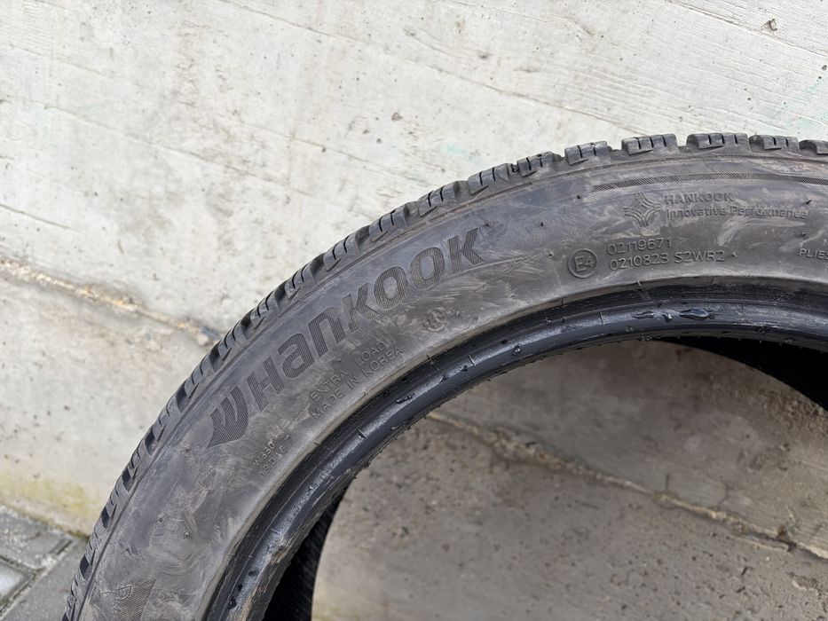 Зимни гуми Hankook 235/45/18