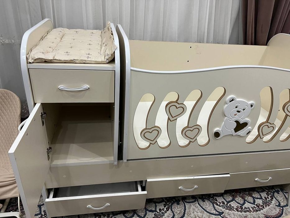 Bolalar uchun detski shkaf karavat