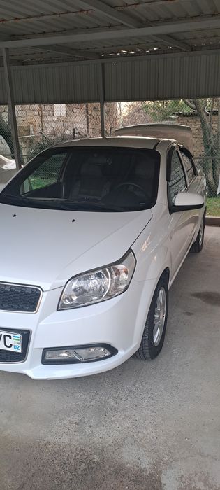 Автомобиль Nexia 3 автомат. 2018 года
