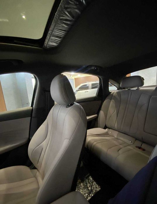 Roewe M7 narxiga arziydigan moshina 15 yil garantiya bn