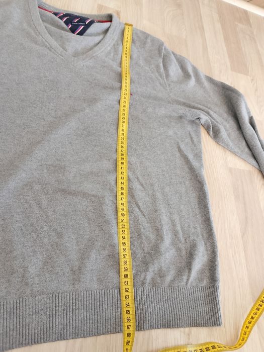 Bluza ,tricou,Tommy Hilfiger stare foarte buna