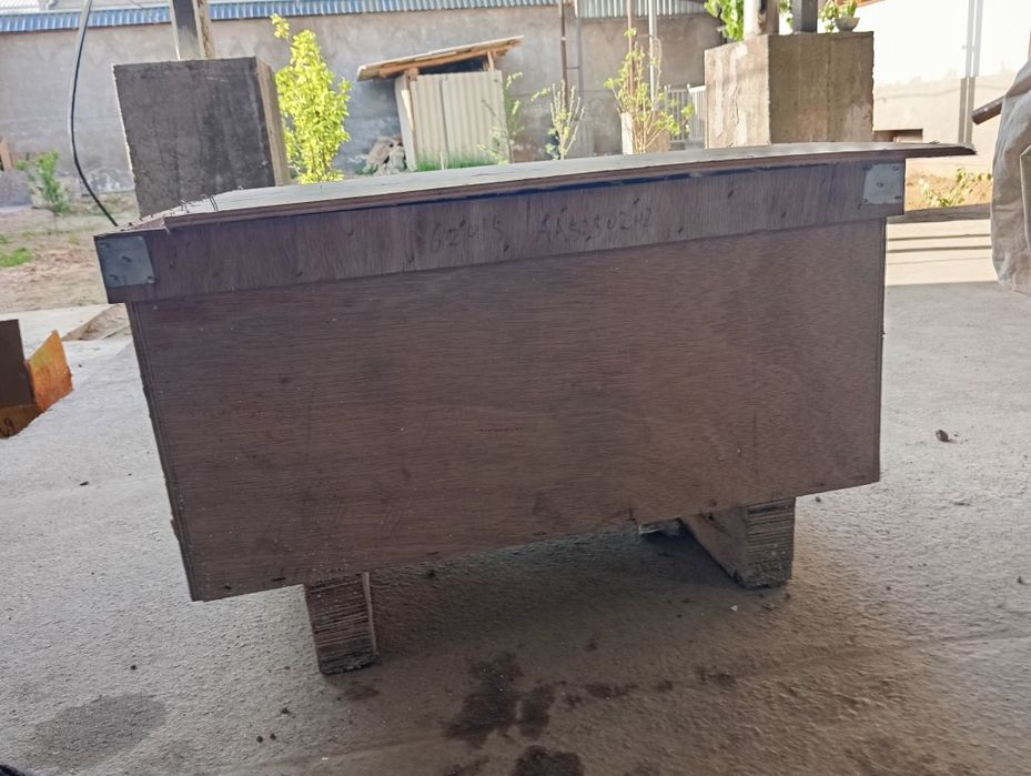 Tahta opilkasidan quti