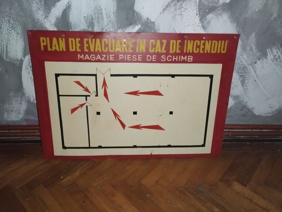 Table vechi comuniste