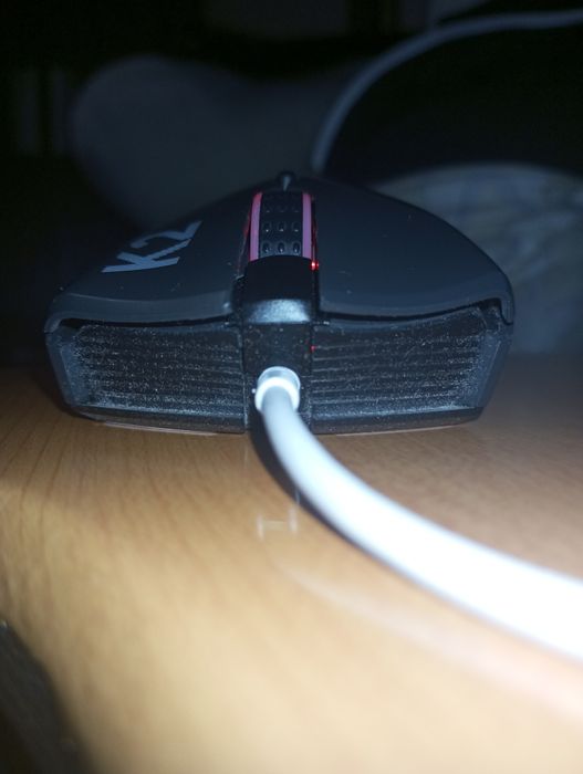 Продам игровую мышь