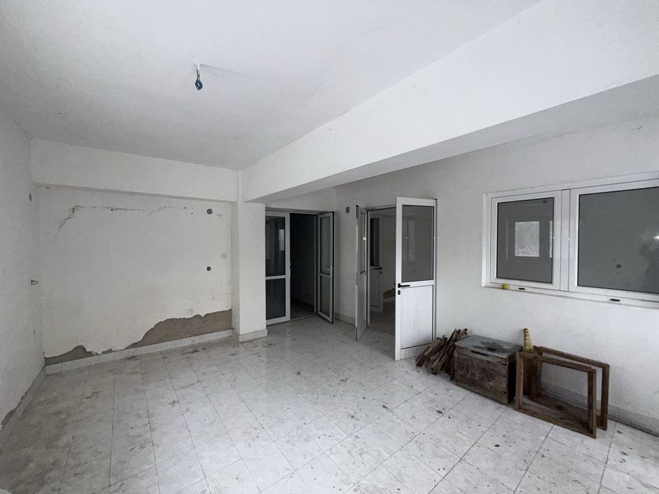 Spațiu de închiriat – 340 mp utili | Contract pe termen lung