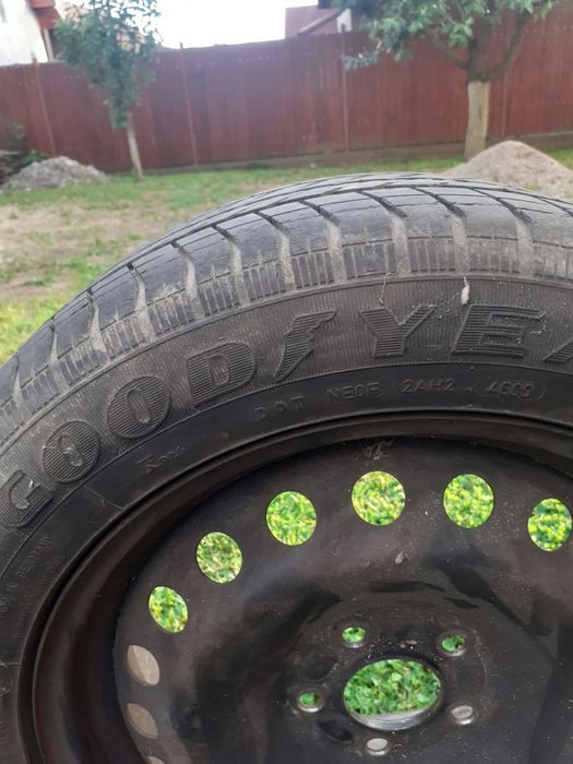 Vând 4 jenti 205/55/16