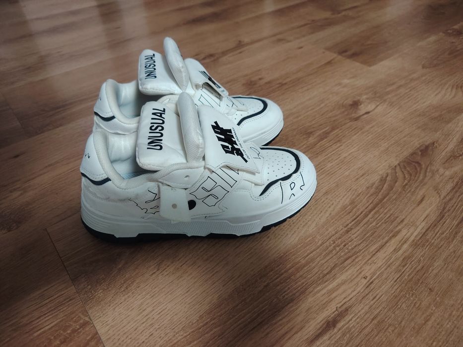 Adidasi albi unisex