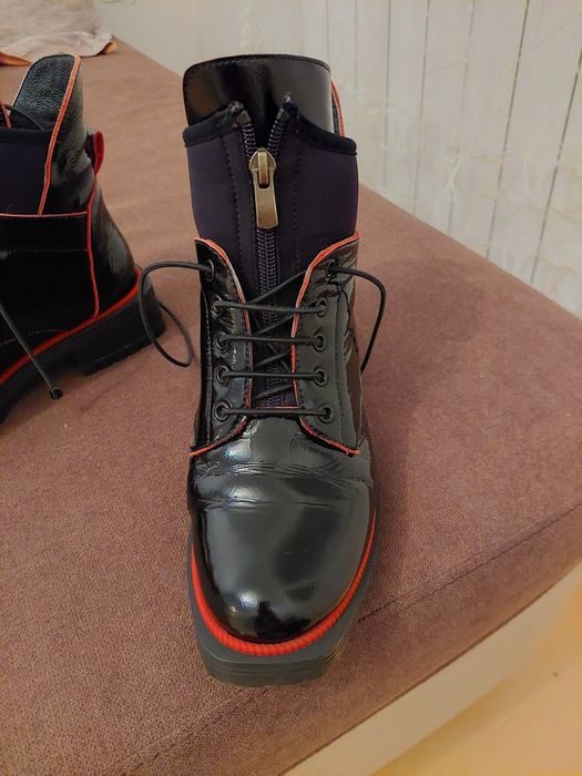 Естествен лак боти номер 36 в добро състояние