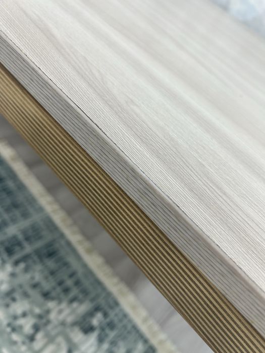 Стол обеденный хорошего качества