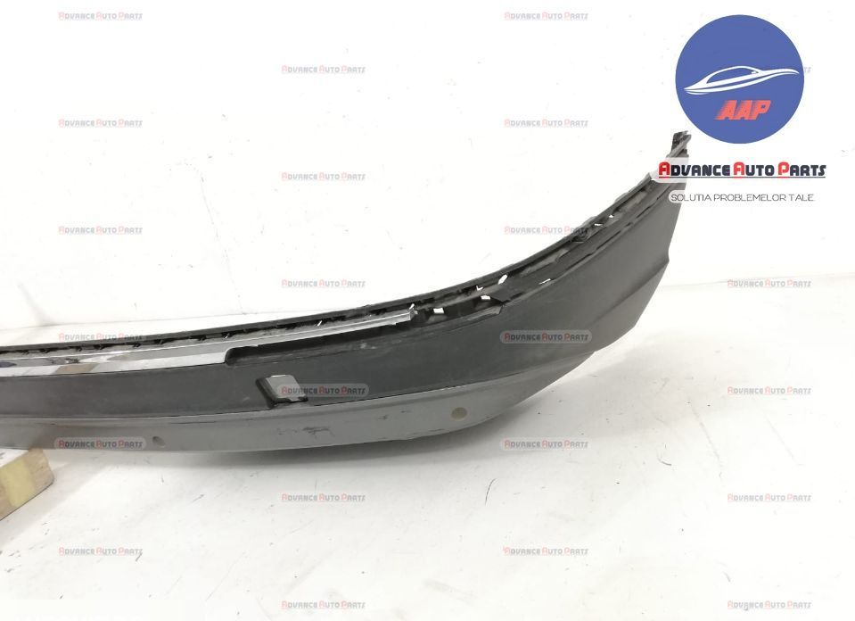 Задна броня R-Line с оригинални сензори във добро състояние Фолксваген