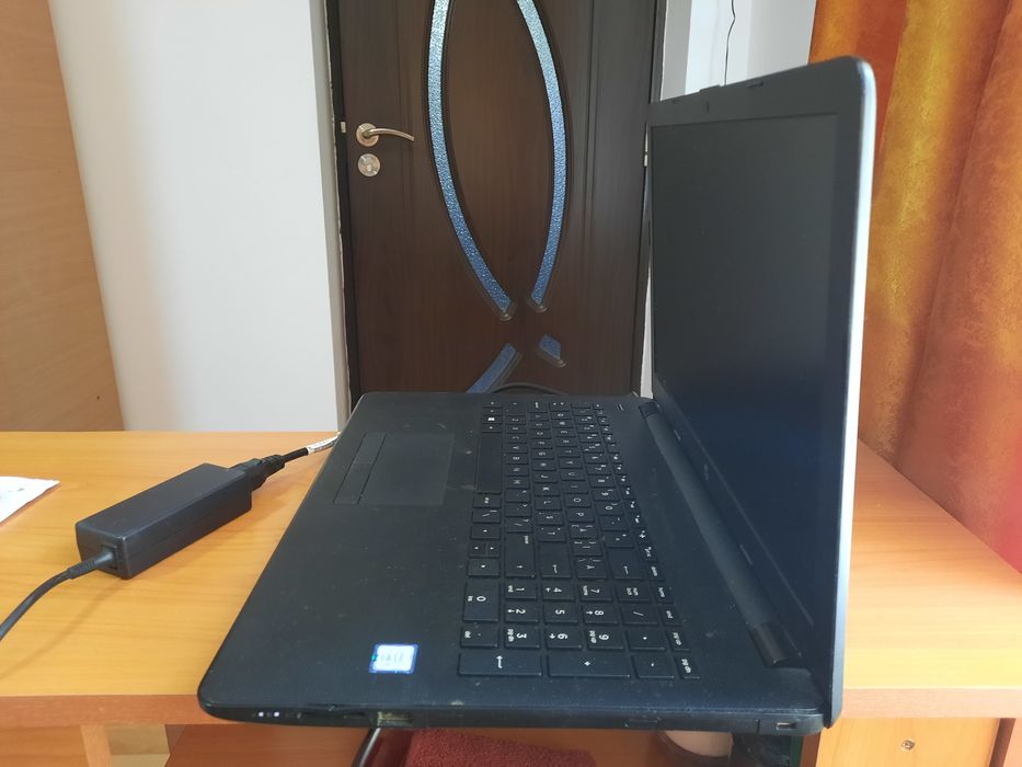 laptop HP versiune 21H2