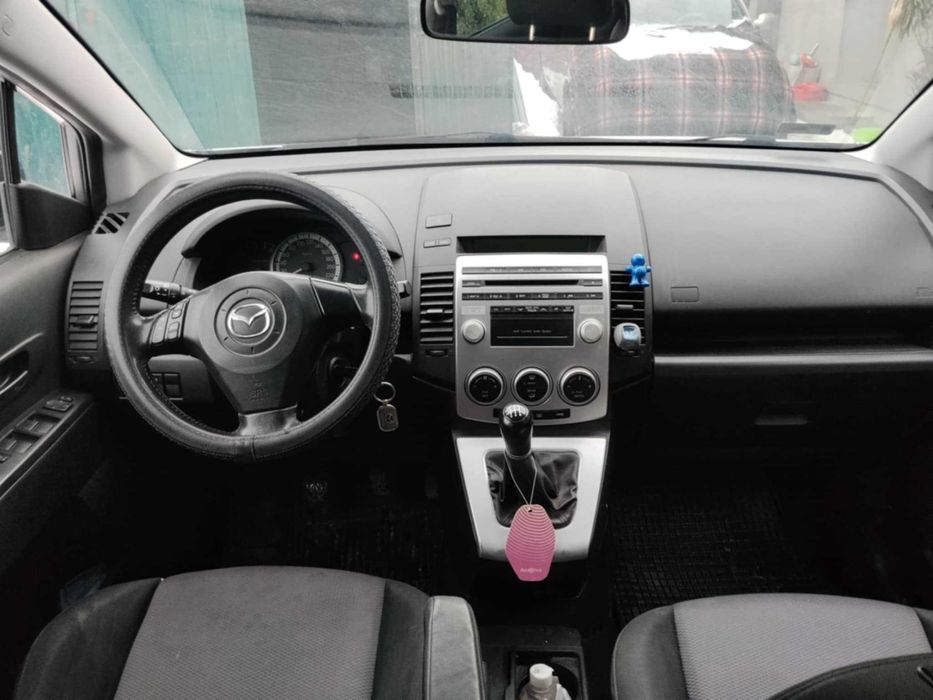 Mazda 5 de 7 locuri