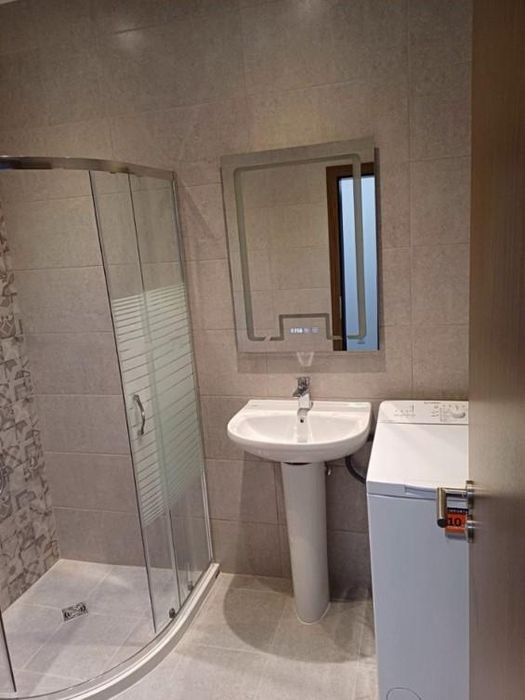 Дава се под наем Тристаен апартамент в София, Младост 4 - 84 кв.м за 725 € - Снимка #4