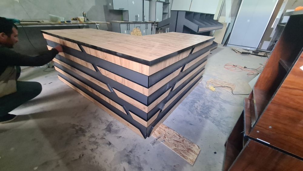 Магазин мебеллари сотилади