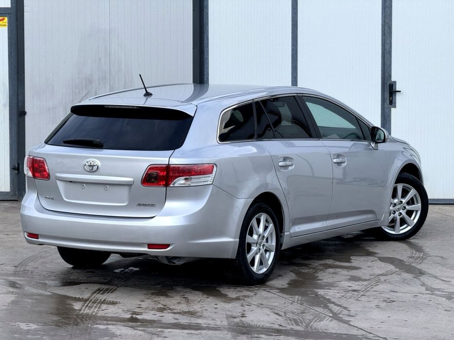 Toyota Avensis 2.0 Executive