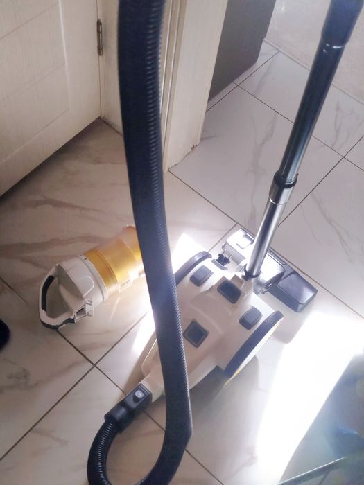 Пылесос Karcher VC3