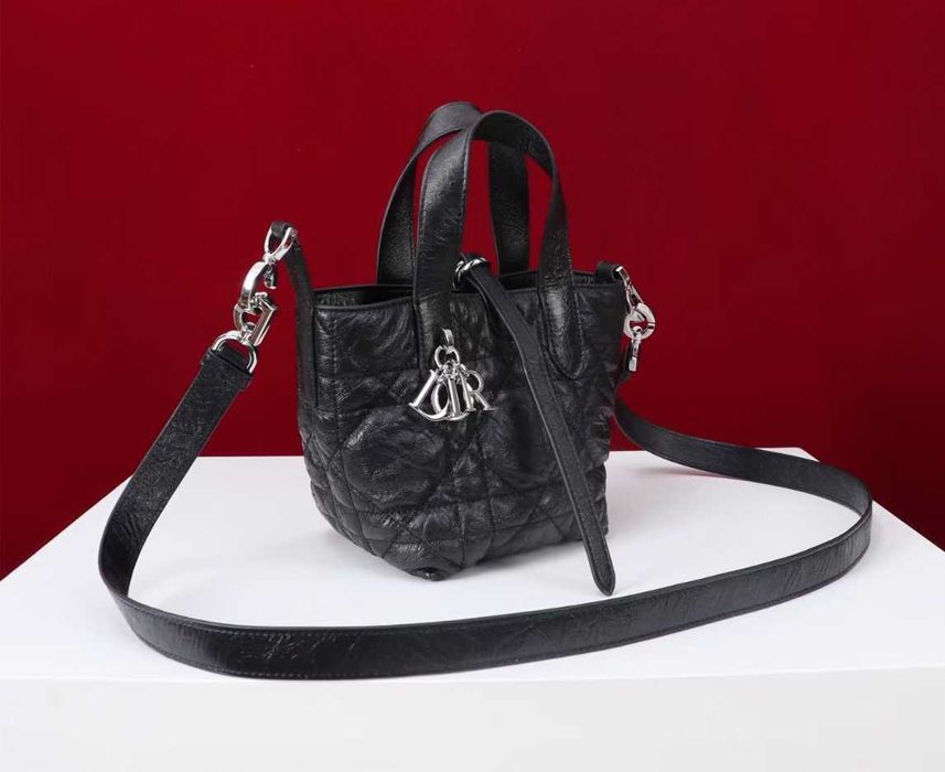 Чанта dior* естествена кожа,налична