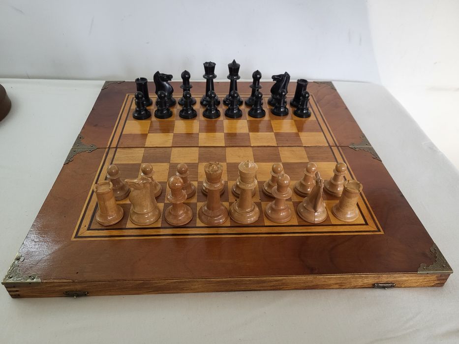 #4 Дървен шах от времето на соца