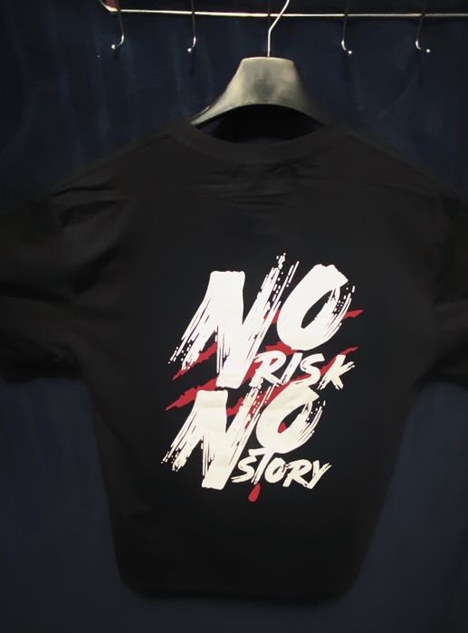 Черна street тениска „No Risk No Story“ – нова