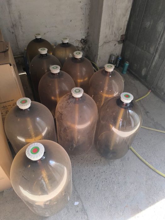 Пластиковые бутылки