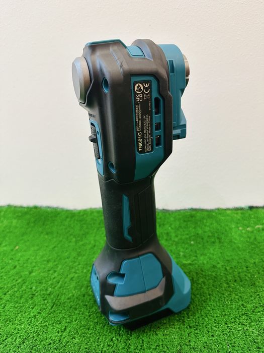 Multifunctionala Makita TM001G XGT