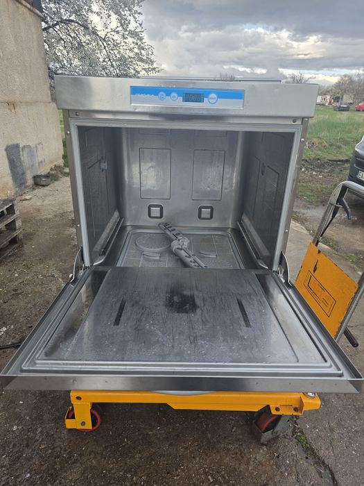 Последен модел професионална миялна машина Elettrobar