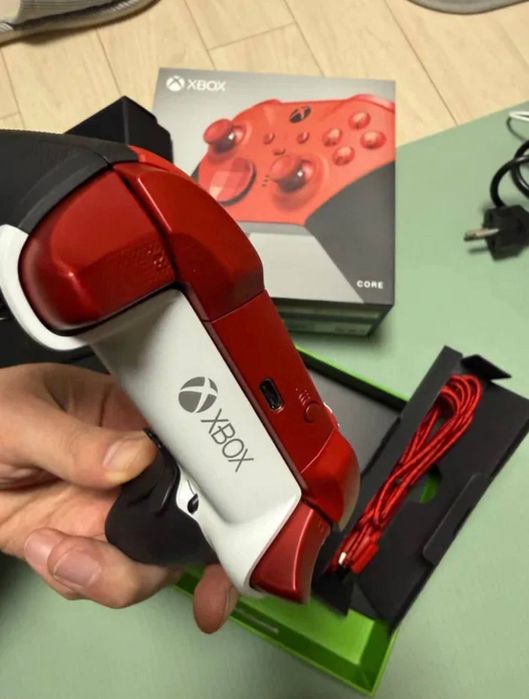 продам Xbox elite series 2 все как новый ПК и xbox