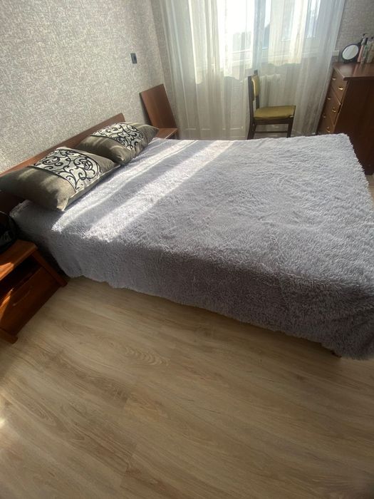 Продам кровать  двухспальный