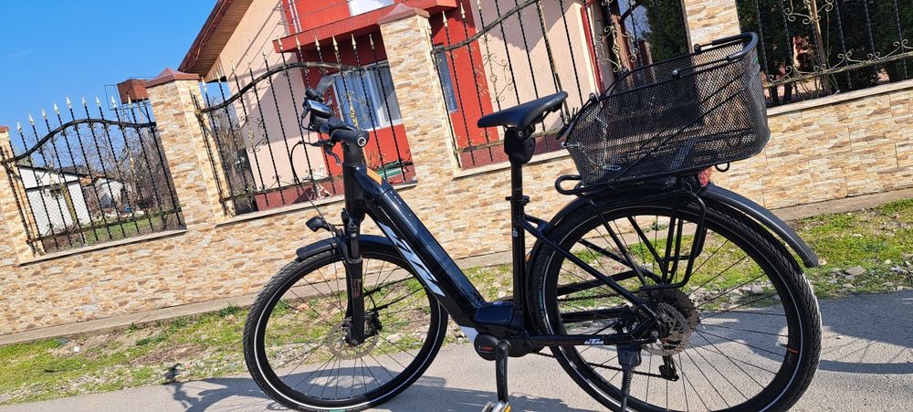 Vand bicicleta electrica in stare noua