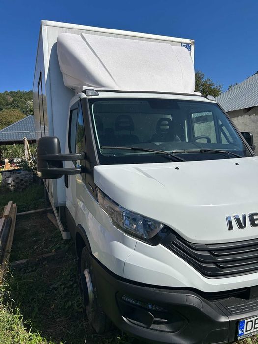 IVECO DAILY 70C16H 7.2T – 3.0 Diesel – BOX IZOTERM 5.2m – DOAR 300 KM