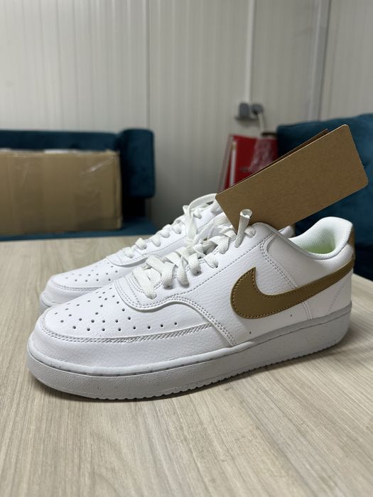Сникърси NIKE W COURT Vision