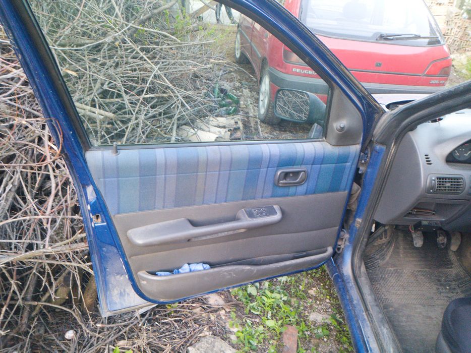 Фиат Пунто 1.1, 55 к.с.
На Части!