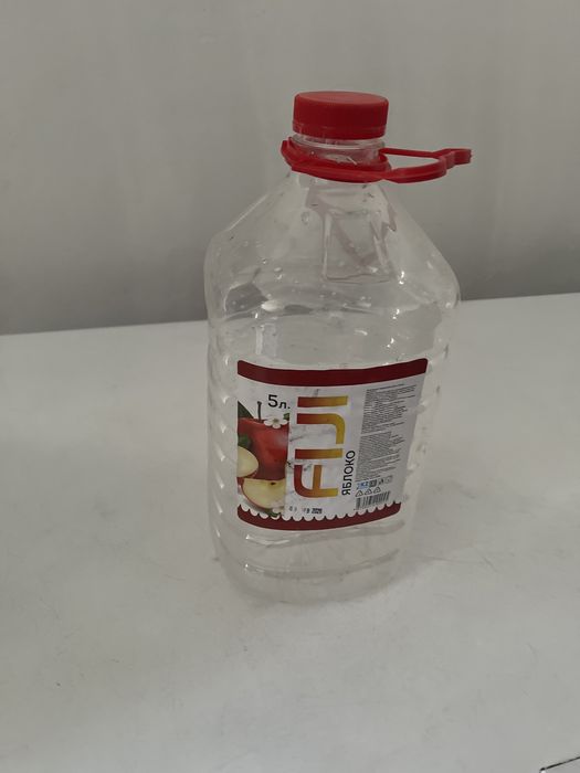 Пустые бутылки 5л