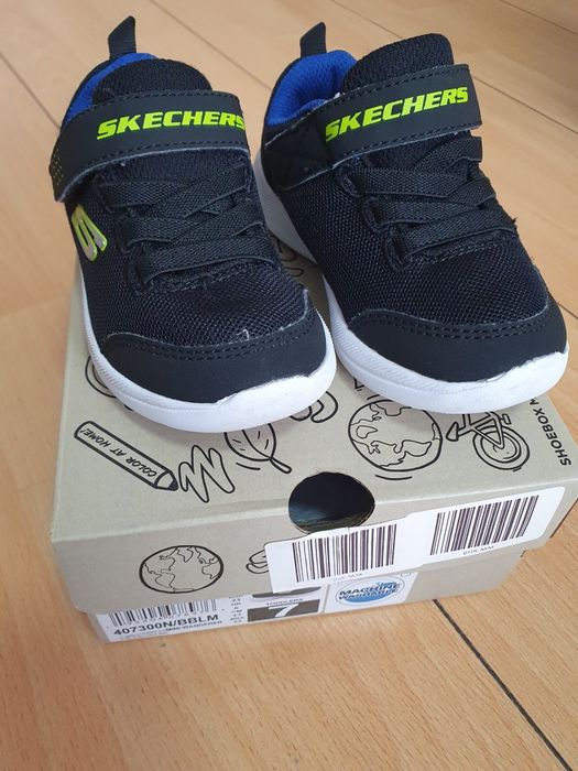 Adidasi Skechers marime 23