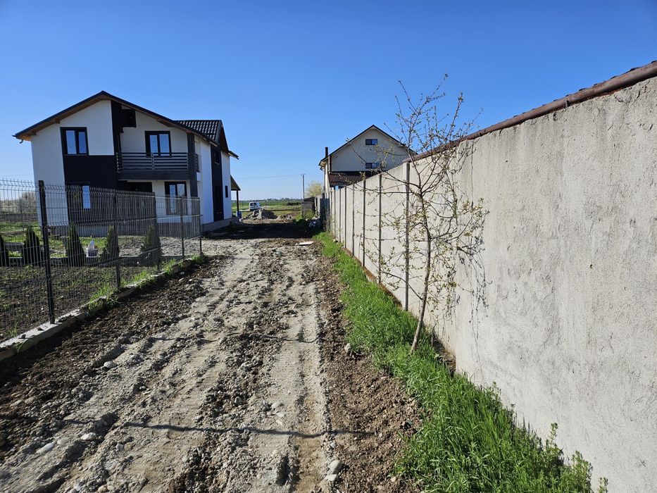 Vând casă la 8 minute de Slatina