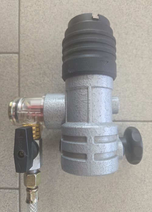 Mandrina Carota Bosch Avem si Masina Karotat Bormasina Carota  Bosch GDB 1600 DE  NOUA  PRODUS  PROFESIONAL. Vindem si 3 Carote Noi de 67, 82, 87