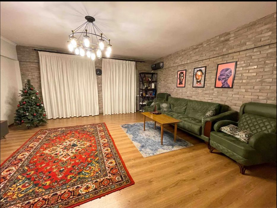 Уй сотилади, нурафшон куча Чигатой. 71 квадрат