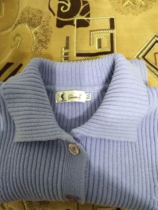 Продам женский джемпер
