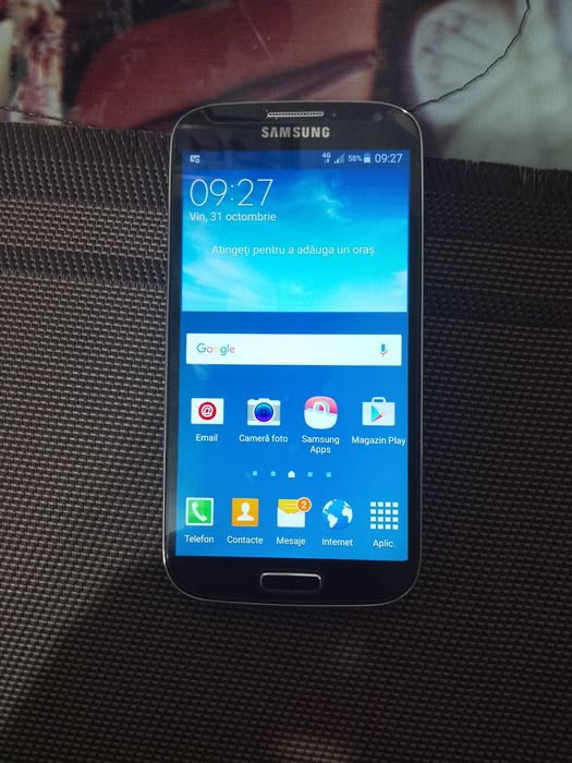 Vând Samsung galaxy s4