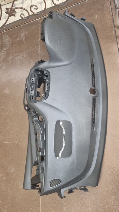 Торпеда автомобиля Chevrolet Onix